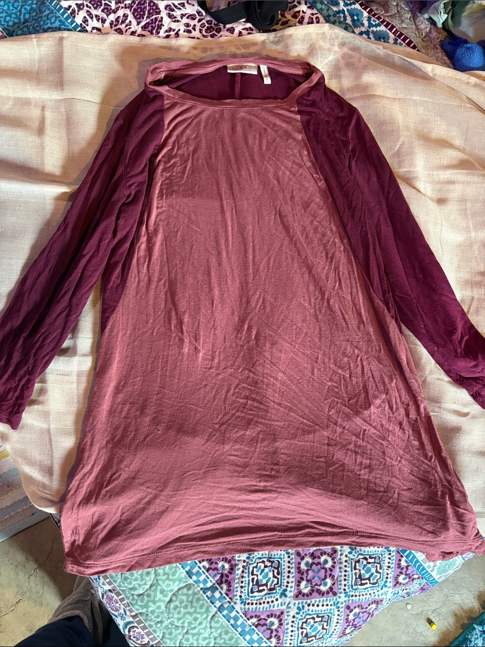 Two-Tone Mauve & Plum 3/4 Sleeve Tunic Top